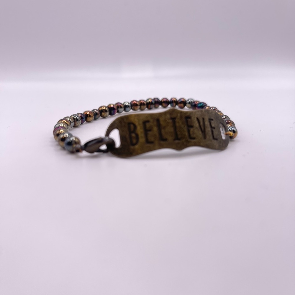 Beaded Bracelet with 'Believe' Charm